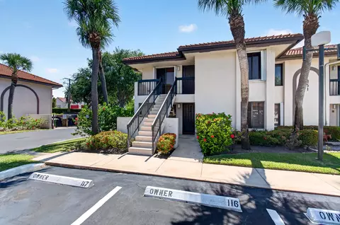 351 Club Cir #101, Boca Raton, FL 33487