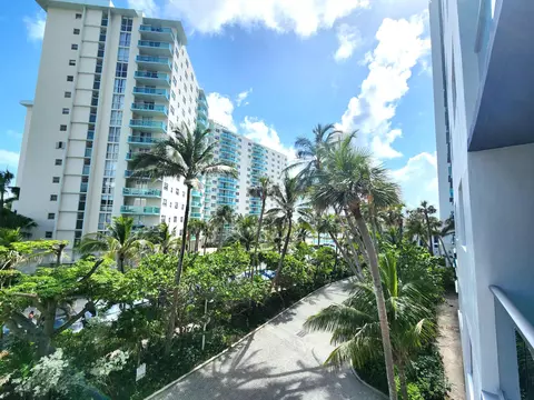 4001 S Ocean Dr #3H, Hollywood, FL 33019