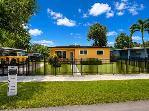 16815 NW 24th Ct, Miami Gardens, FL 33056