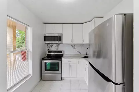 6020 NW 64th Ave #208, Tamarac, FL 33319