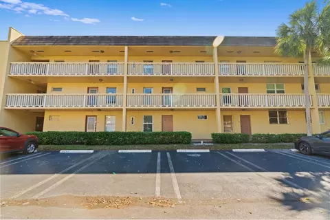 6020 NW 64th Ave #208, Tamarac, FL 33319