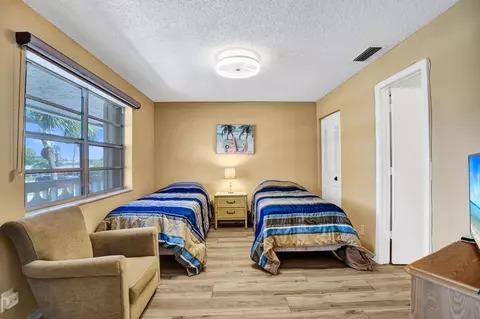 1050 Citrus Way #203, Delray Beach, FL 33445