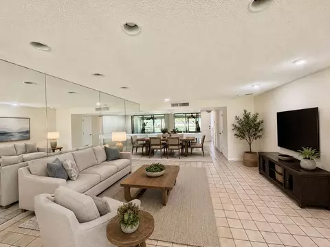 4807 Esedra Ct, Lake Worth, FL 33467