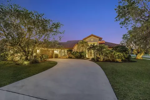 1945 Lynton Cir, Wellington, FL 33414