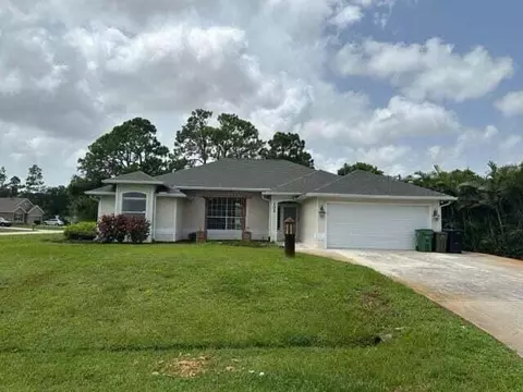 102 NW Peach St, Port Saint Lucie, FL 34983