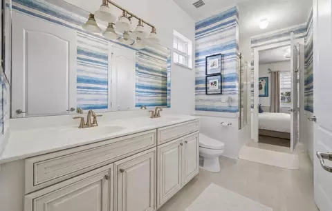 Bath - 8861 Edgewater Pl, Parkland, FL 33076 photo 6 of 6