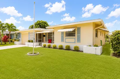 4911 NW 55th St, Tamarac, FL 33319
