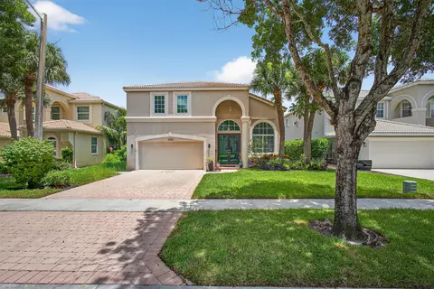 2035 Reston Cir, Royal Palm Beach, FL 33411