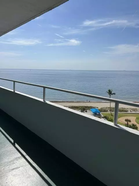 4050 N Ocean Dr #1006, Lauderdale By The Sea, FL 33308