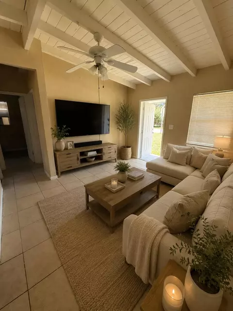 2349 NW 13th Ct, Fort Lauderdale, FL 33311