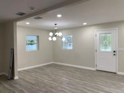 Living - 1788 SW 8th St, Okeechobee, FL 34974 photo 3 of 4