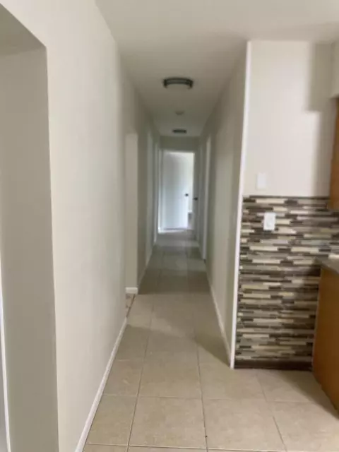 Entry Way - 1788 SW 8th St, Okeechobee, FL 34974 photo 1 of 2