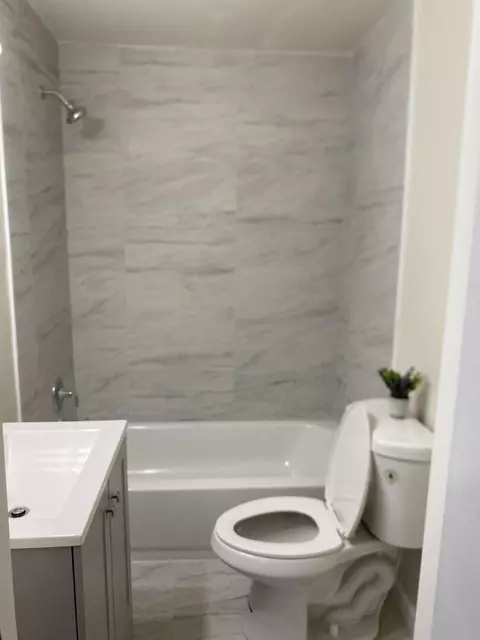 Bath - 1788 SW 8th St, Okeechobee, FL 34974 photo 1 of 3