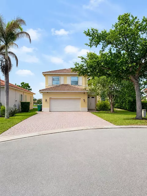 6208 Santa Margarito Dr, Fort Pierce, FL 34951
