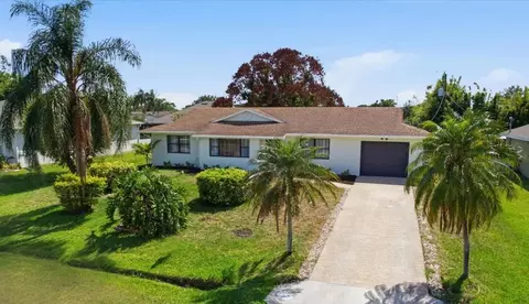 1962 SW Libra Ln, Port Saint Lucie, FL 34984