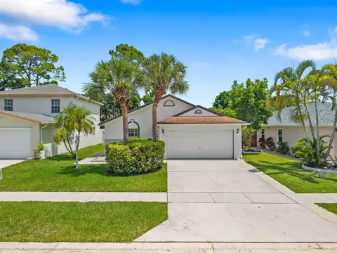 6196 Azalea Cir, West Palm Beach, FL 33415