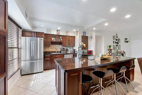 6237 Old Court Rd #104, Boca Raton, FL 33433