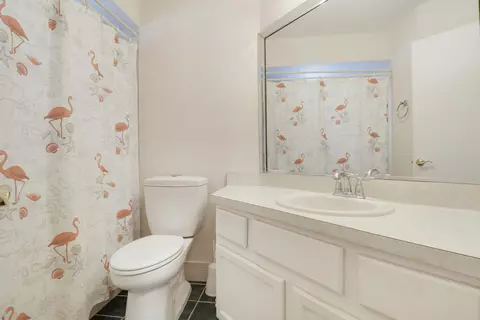 Bath - 1127 E Seminole Ave #15B, Jupiter, FL 33477 photo 2 of 2