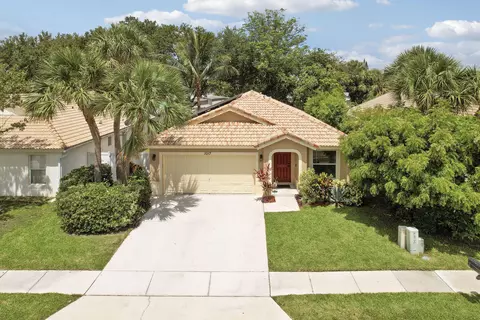1017 Fosters Mill Rd, Boynton Beach, FL 33436
