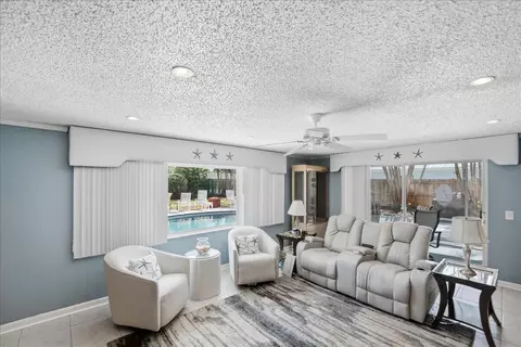1153 SE 14th St, Stuart, FL 34996 photo 9