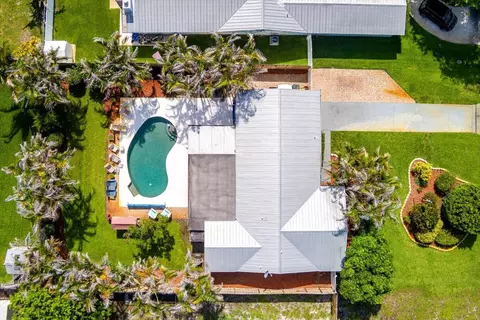 1153 SE 14th St, Stuart, FL 34996 photo 3