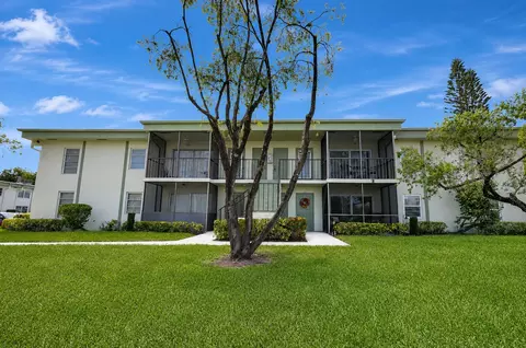 7547 S Oriole Blvd #101, Delray Beach, FL 33446