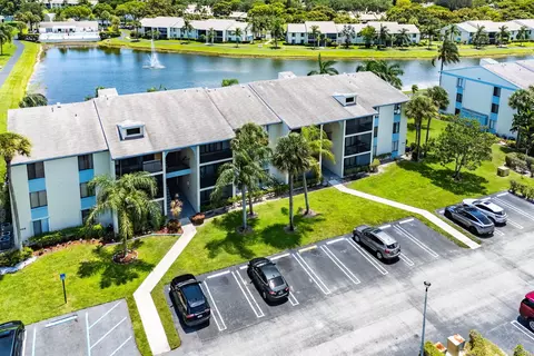 1108 Green Pine Blvd #E1, West Palm Beach, FL 33409