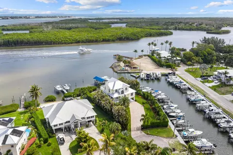 View/Area - 5675 SE Orange St, Stuart, FL 34997 photo 5 of 15