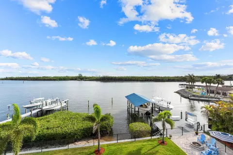 View/Area - 5675 SE Orange St, Stuart, FL 34997 photo 3 of 15
