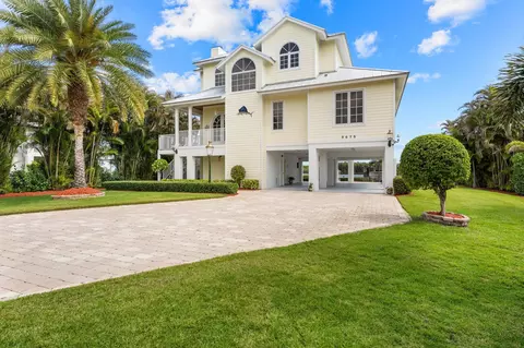 Exterior - 5675 SE Orange St, Stuart, FL 34997 photo 9 of 26