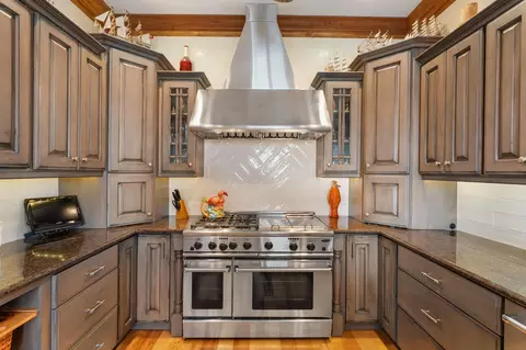 Kitchen - 5675 SE Orange St, Stuart, FL 34997 photo 5 of 5
