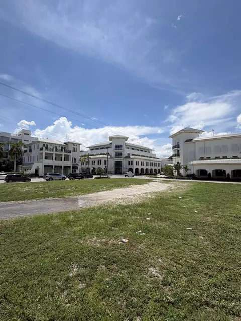 101 SE 1st St, Delray Beach, FL 33444