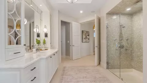 Bath - 2825 Hackney Rd, Weston, FL 33331 photo 6 of 15