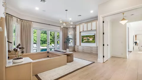 Living - 2825 Hackney Rd, Weston, FL 33331 photo 7 of 7