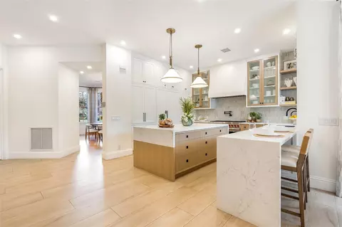Kitchen - 2825 Hackney Rd, Weston, FL 33331 photo 6 of 7