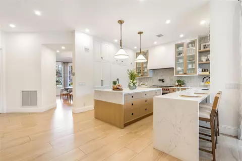 Kitchen - 2825 Hackney Rd, Weston, FL 33331 photo 5 of 6
