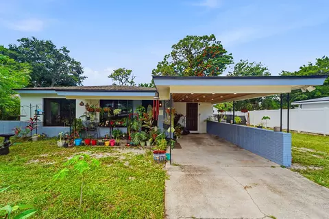 5104 Buchanan Rd, Delray Beach, FL 33484