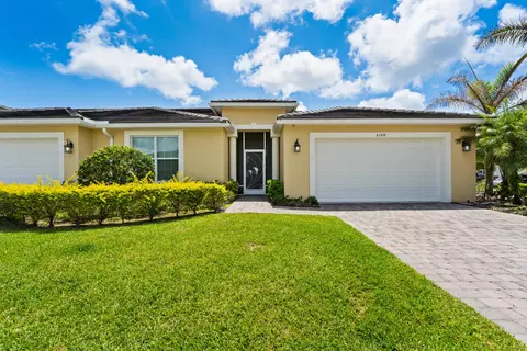 6108 NW Denmore Ln, Port Saint Lucie, FL 34983