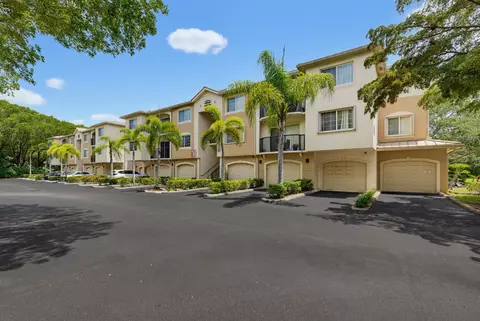 400 N Crestwood Ct N #417, Royal Palm Beach, FL 33411