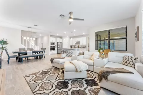 8623 Patron Ln, Lake Worth, FL 33467