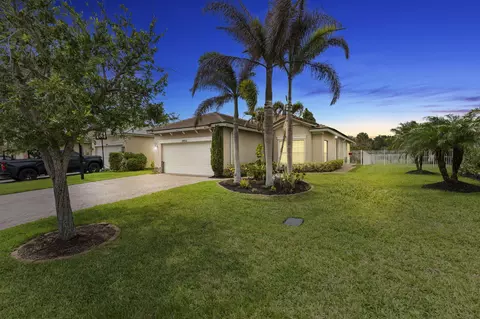 10932 SW Dunhill Ct, Port Saint Lucie, FL 34987