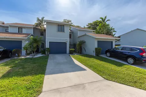 1599 Woodbridge Lakes Cir, West Palm Beach, FL 33406