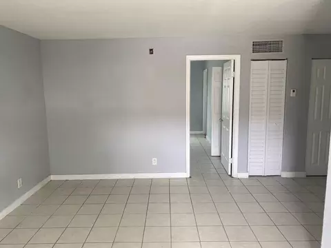 4780 NW 24th Ct #C111, Lauderdale Lakes, FL 33313