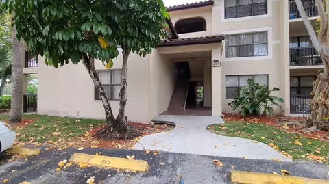 4501 W Mcnab Rd #11, Pompano Beach, FL 33069