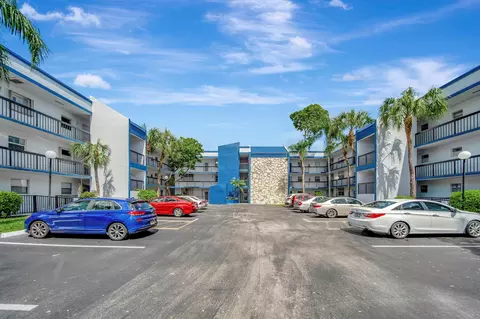 3100 Holiday Springs Blvd #305, Margate, FL 33063