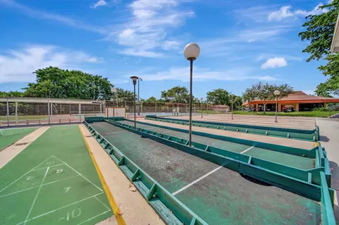 View/Area - 3100 Holiday Springs Blvd #305, Margate, FL 33063 photo 2 of 2