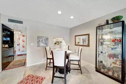 Dining - 3100 Holiday Springs Blvd #305, Margate, FL 33063 photo 2 of 3