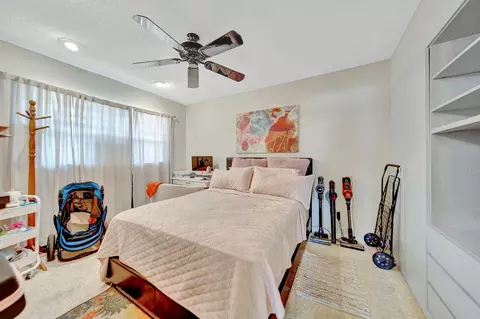 Bedroom - 3100 Holiday Springs Blvd #305, Margate, FL 33063 photo 4 of 5