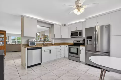 3202 Portofino Pt #O3, Coconut Creek, FL 33066