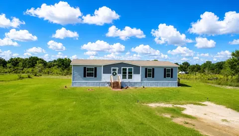 18720 NW 242nd St, Okeechobee, FL 34972